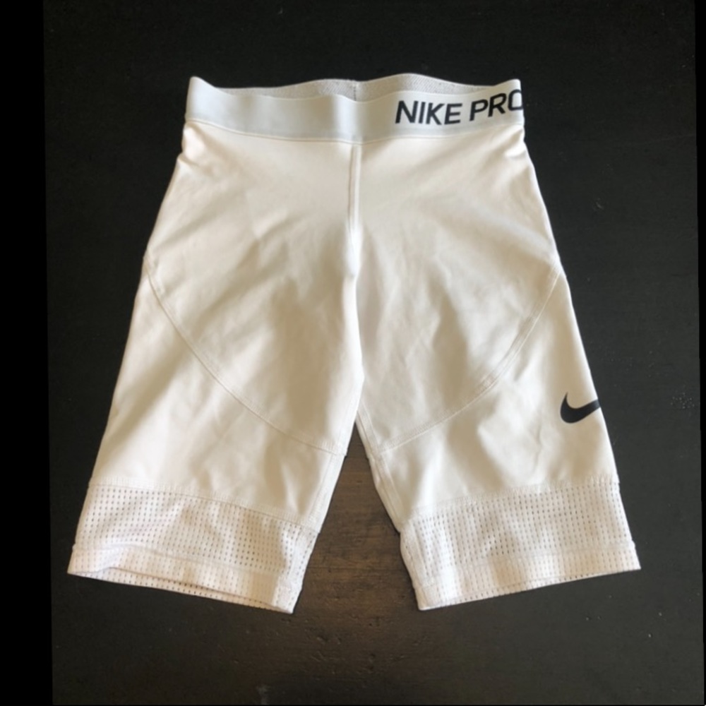Girls white nike biker shorts